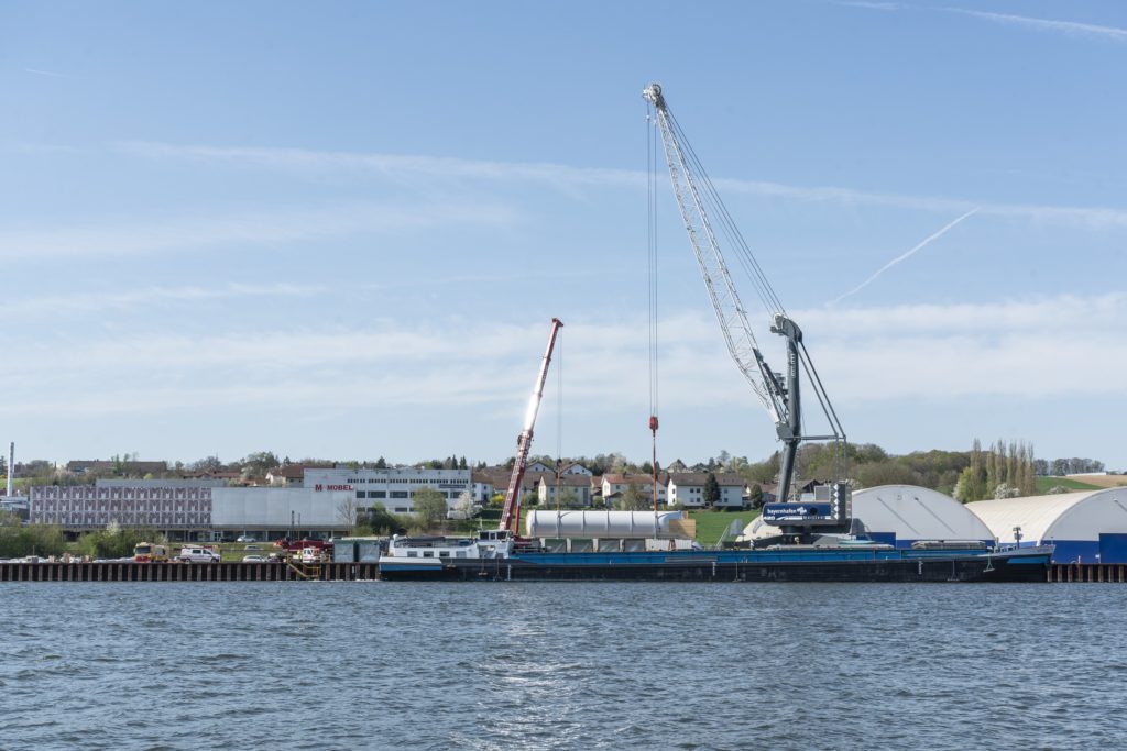 bayernhafen - Cargo Transfer & Logistics